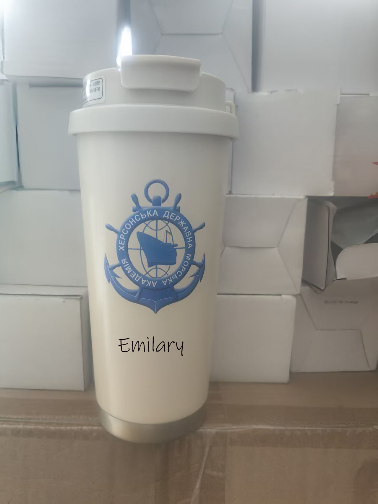 Wine Beer Name - Özelleştirilmiş logo 600ML su şişesi termos